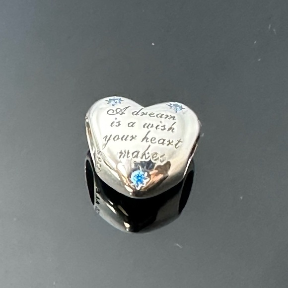 Pandora Disney, Cinderella Heart Wish 925 Ale with CZ Charm #236 - Picture 1 of 6